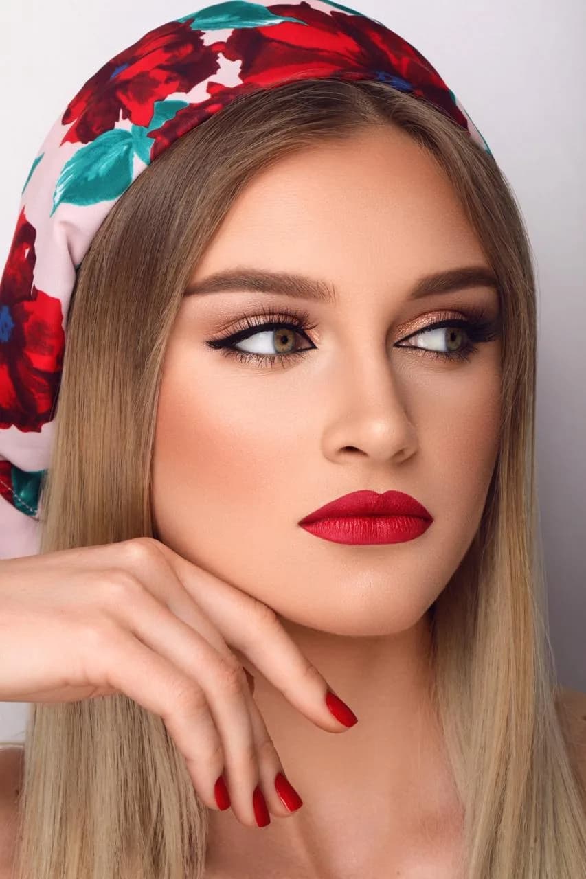 Yulia Mudrovska portfolio 10